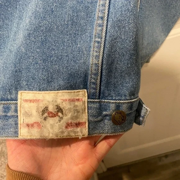 Vintage Winnie The Pooh Denim jacket size large - Picture 2 of 11
